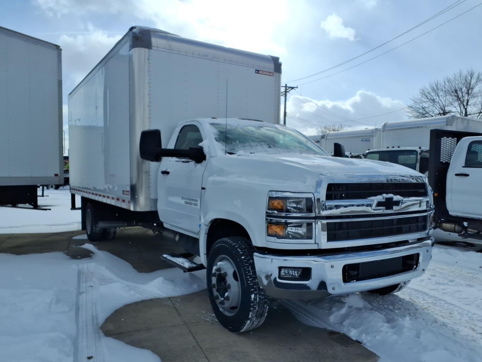 2024 Chevrolet Silverado 5500 HD Work Truck