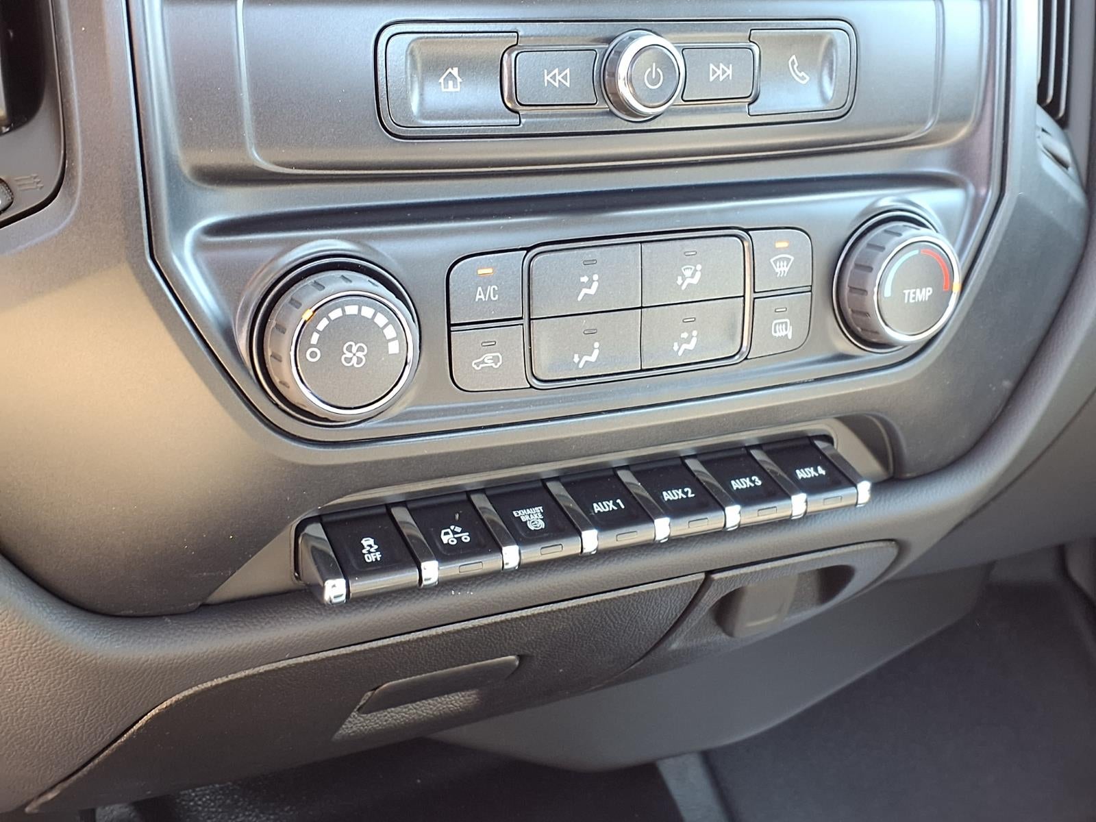 2025 Chevrolet Silverado 5500 HD Work Truck