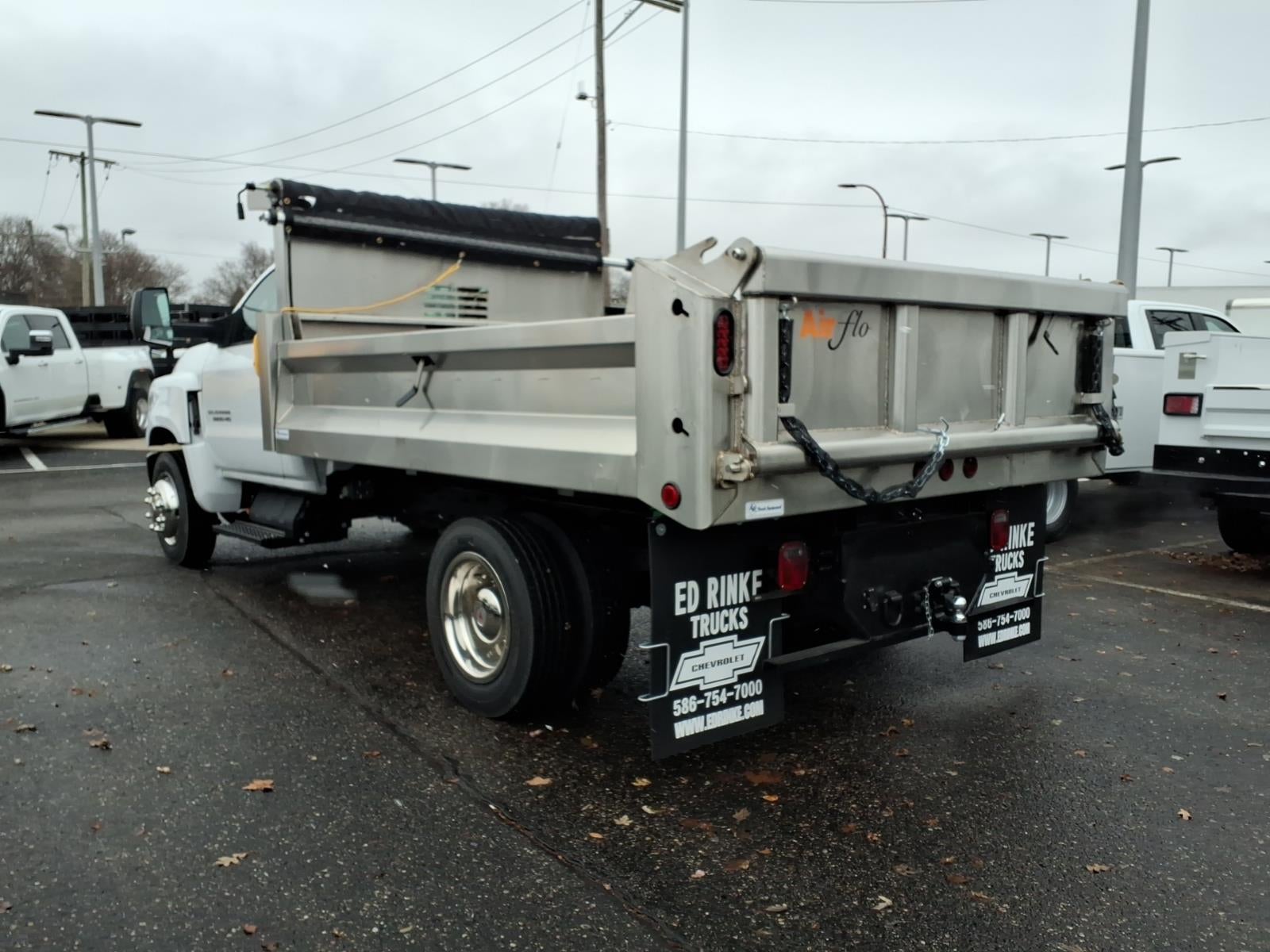 2024 Chevrolet Silverado 5500 HD Work Truck