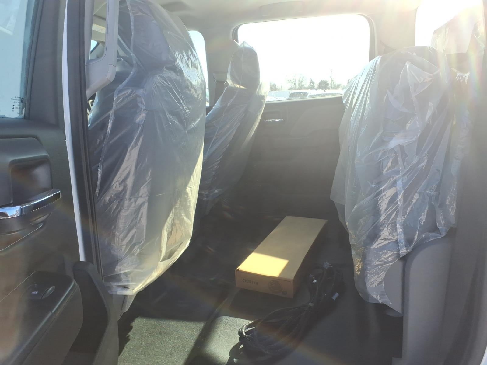 2025 Chevrolet Silverado 5500 HD Work Truck