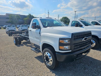 2024 Chevrolet Silverado 5500 HD Work Truck
