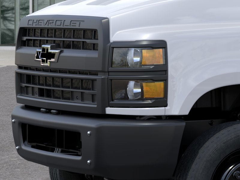 2025 Chevrolet Silverado 6500 HD Work Truck