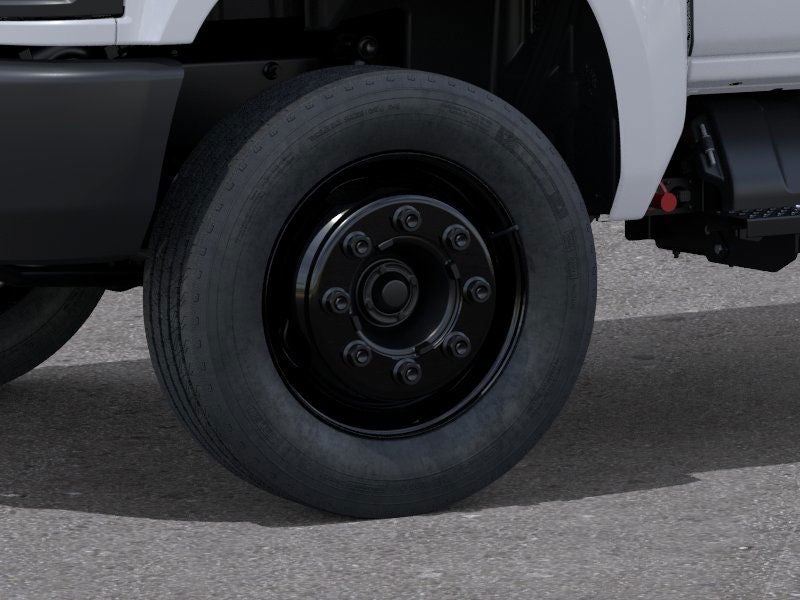 2025 Chevrolet Silverado 6500 HD Work Truck