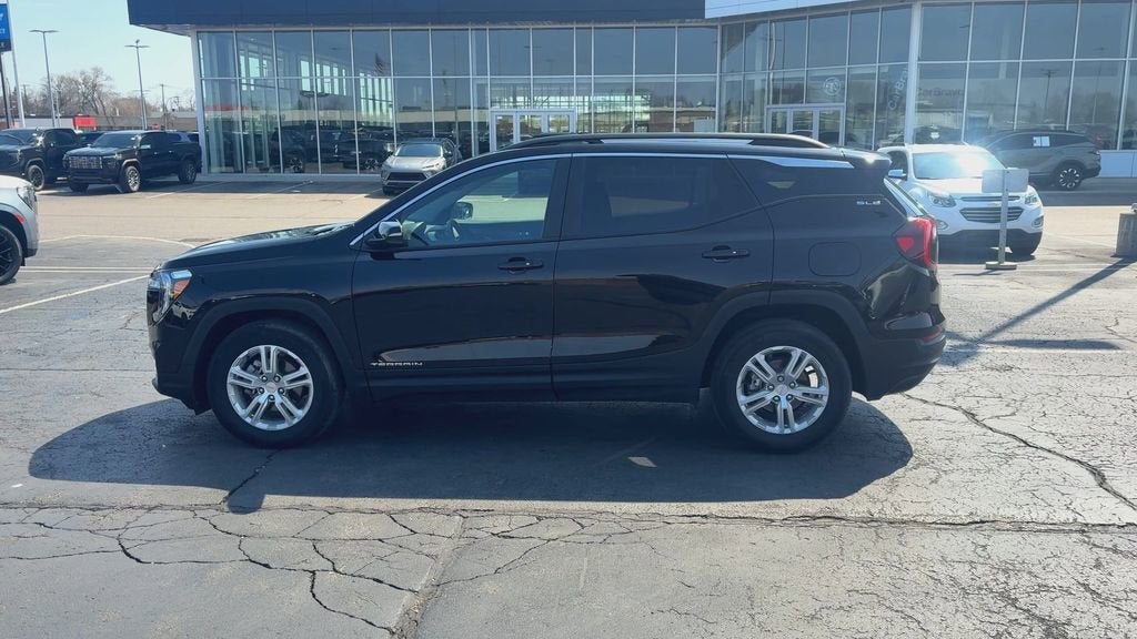 2023 GMC Terrain SLE