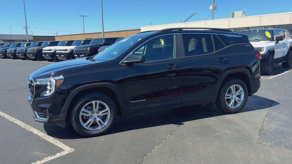2023 GMC Terrain SLE
