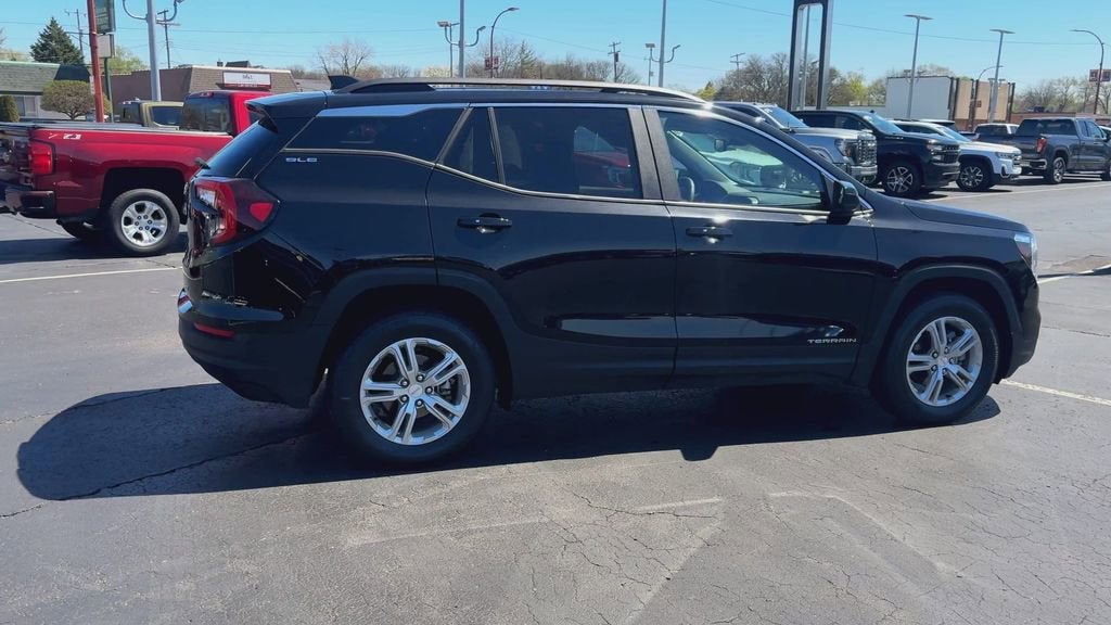 2023 GMC Terrain SLE