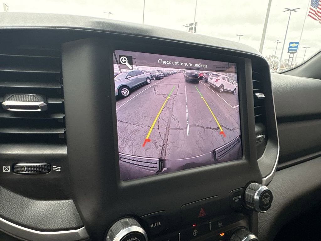 2021 RAM 1500 Big Horn Crew Cab 4x4 6'4" Box