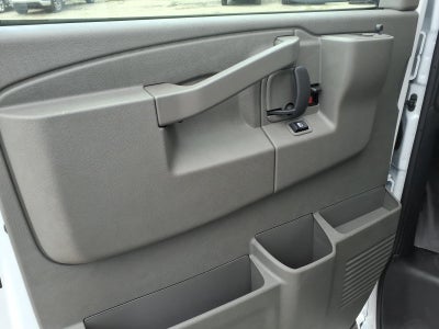 2025 GMC Savana Cutaway 3500 1WT