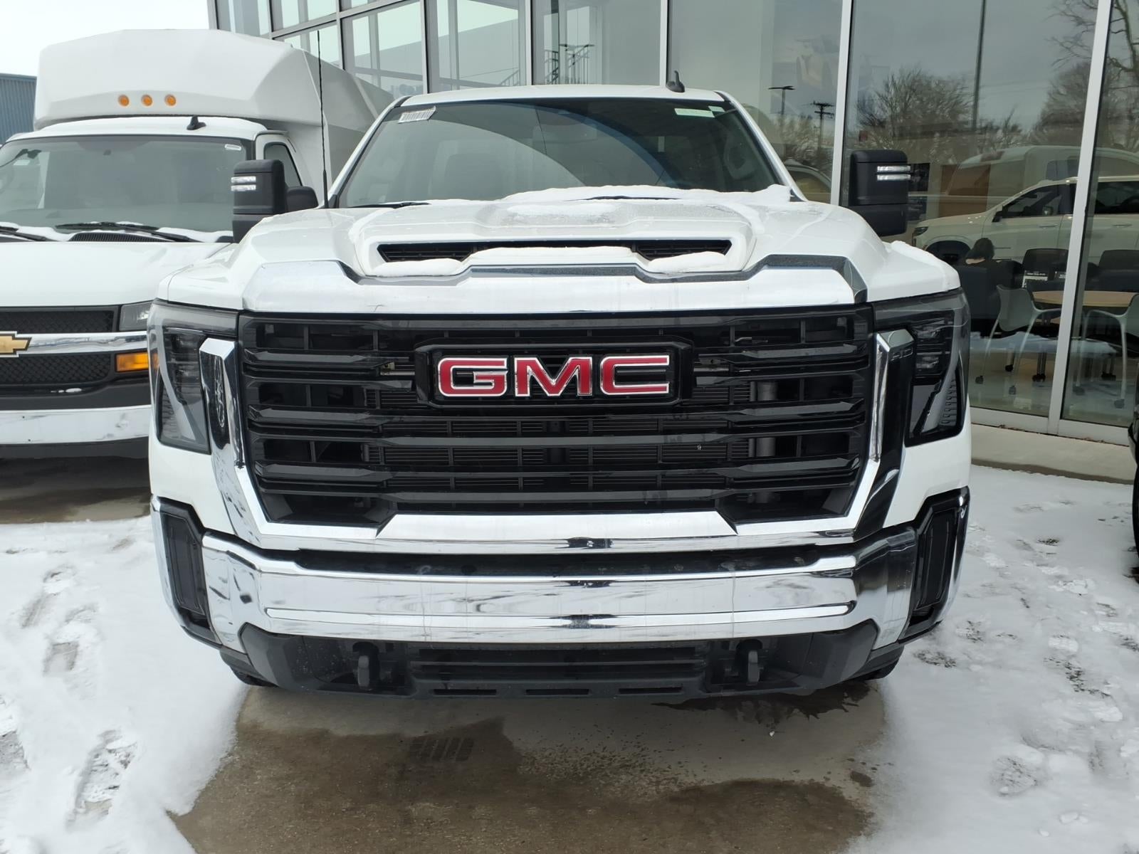2025 GMC Sierra 2500 HD Pro