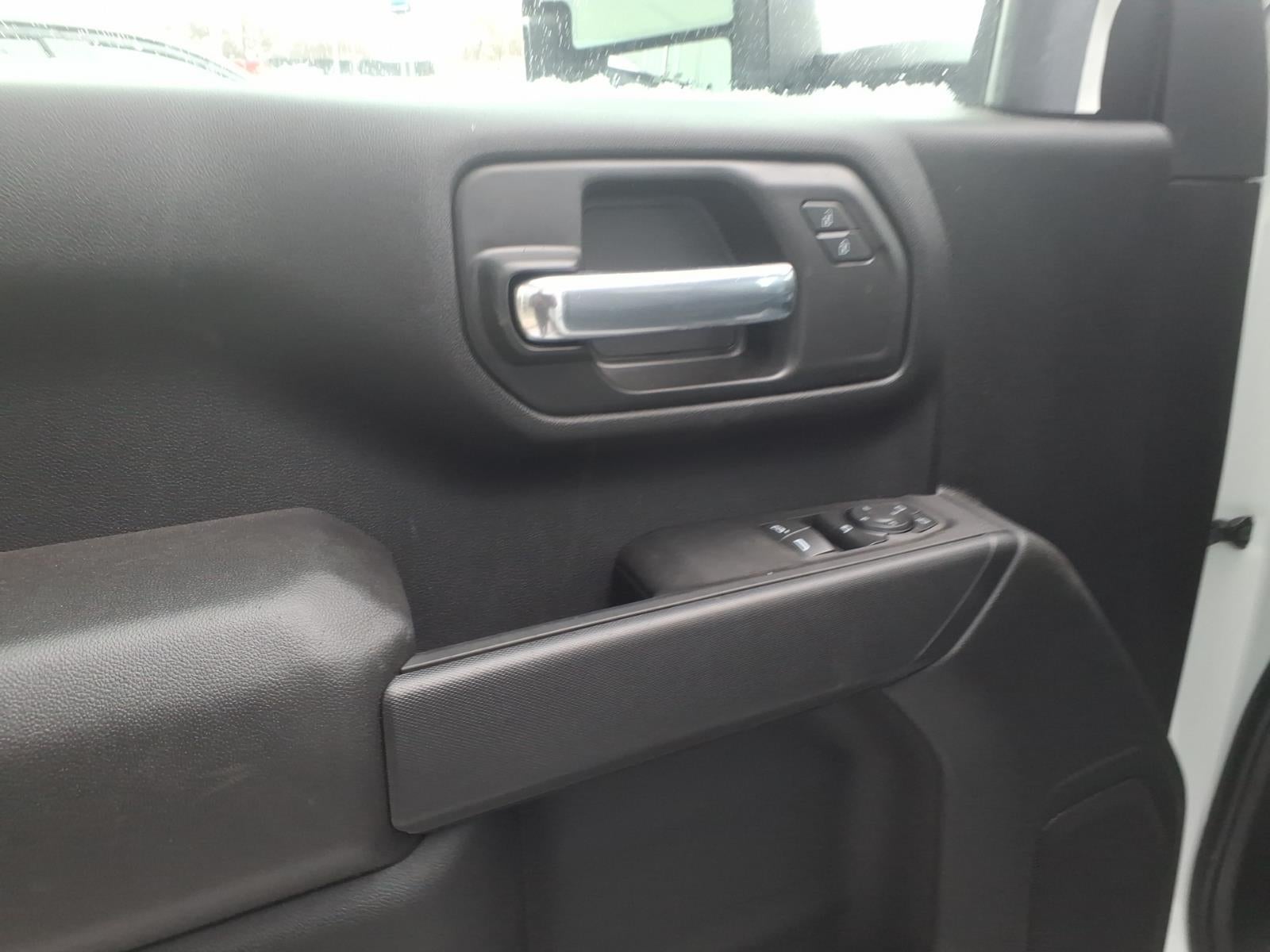 2025 GMC Sierra 2500 HD Pro