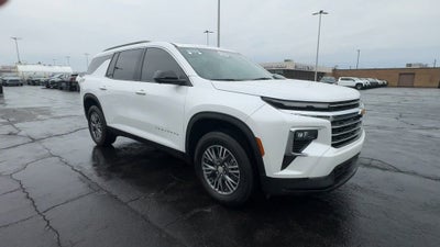 2024 Chevrolet Traverse LT