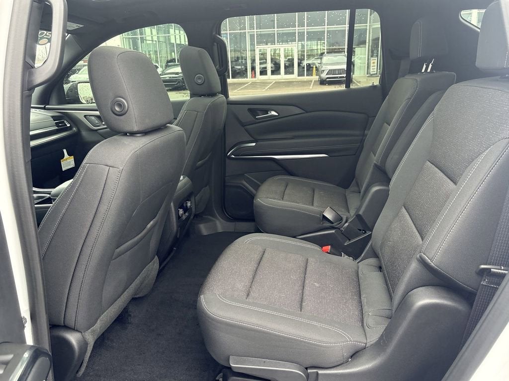 2024 Chevrolet Traverse LT