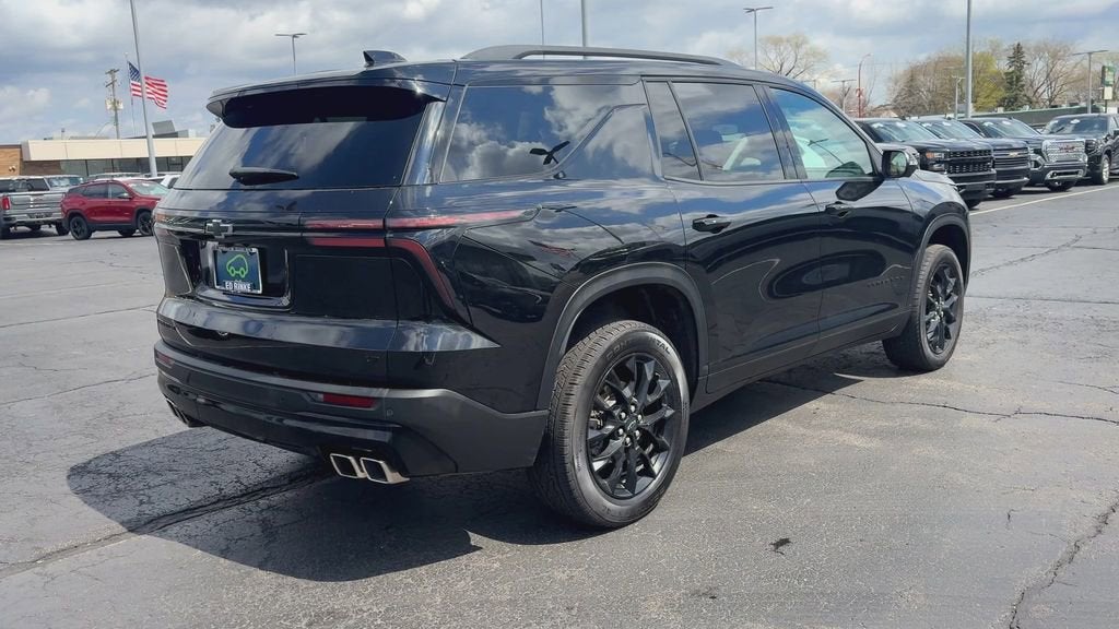 2024 Chevrolet Traverse LT