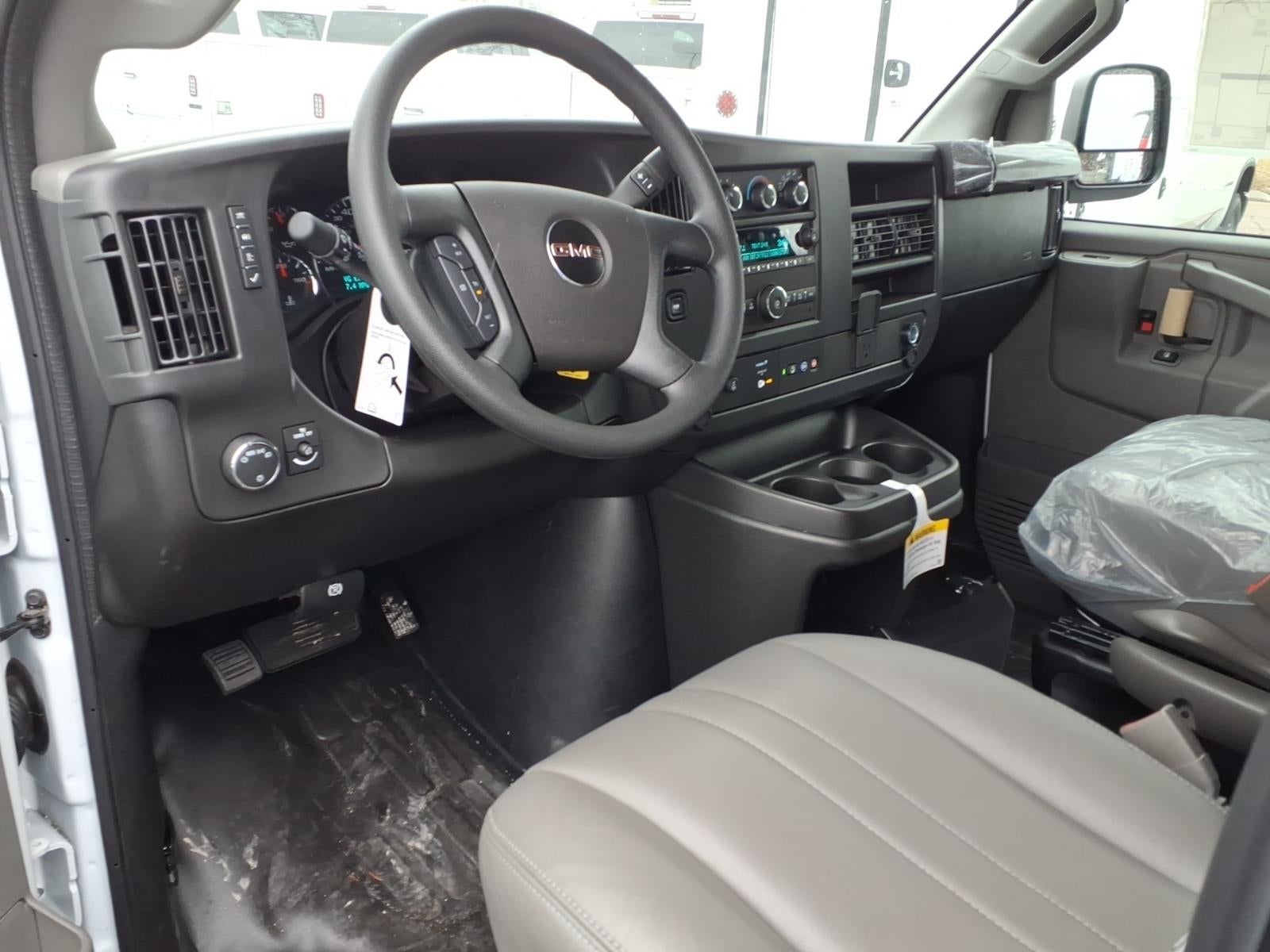 2025 GMC Savana Cargo Work Van
