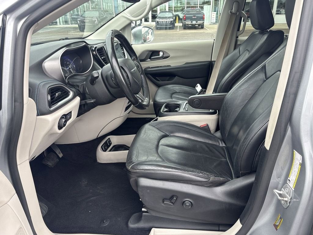 2021 Chrysler Pacifica Touring L AWD