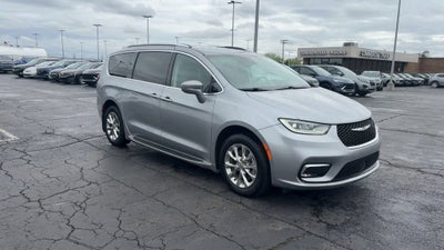 2021 Chrysler Pacifica Touring L AWD