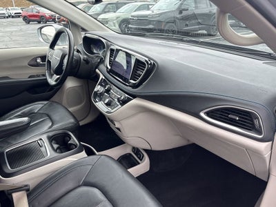 2021 Chrysler Pacifica Touring L AWD