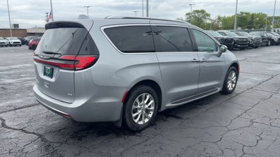 2021 Chrysler Pacifica Touring L AWD