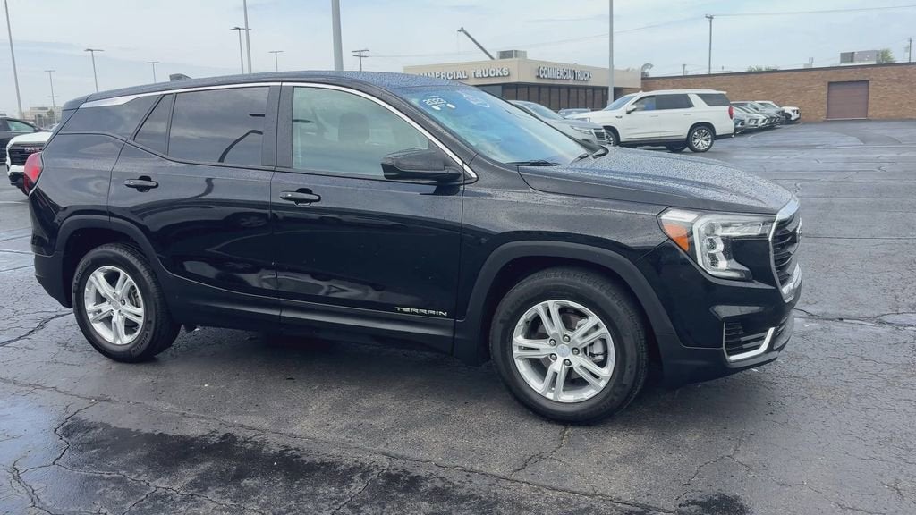 2023 GMC Terrain SLE