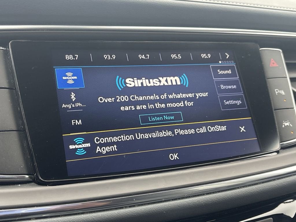 2023 Buick Enclave Essence