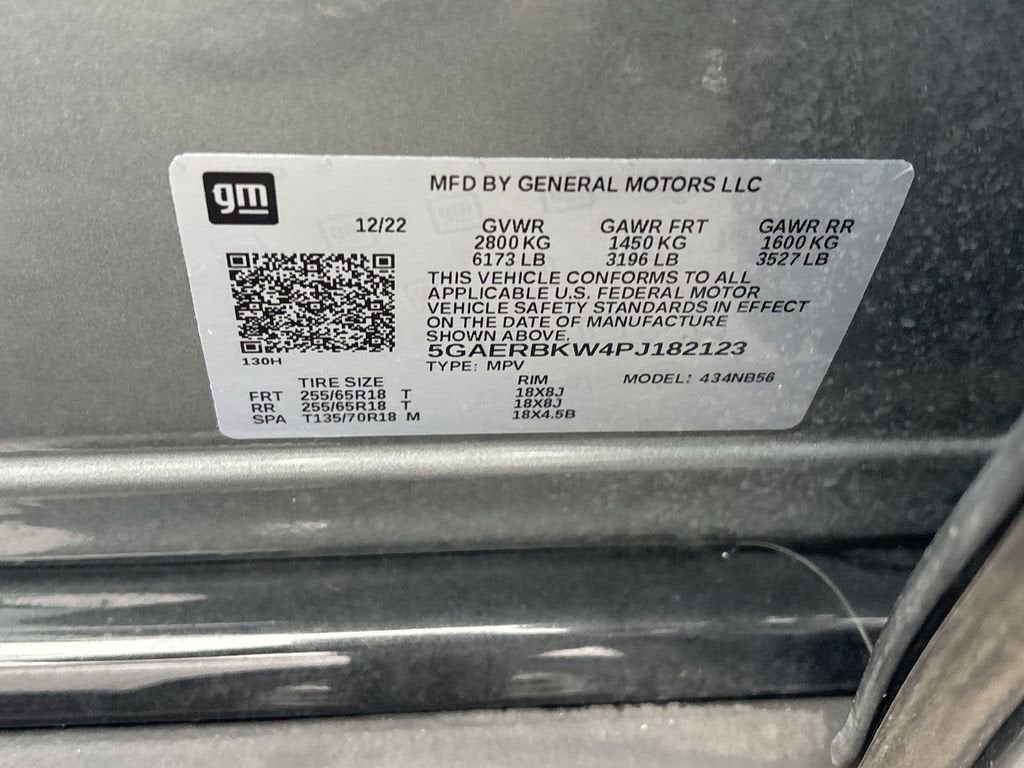 2023 Buick Enclave Essence