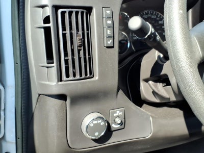 2025 GMC Savana Cutaway 3500 1WT