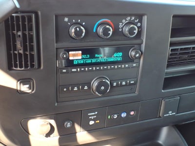 2025 GMC Savana Cutaway 3500 1WT