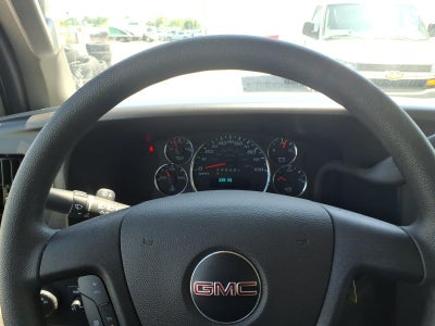 2026 GMC Savana Cutaway 3500 1WT