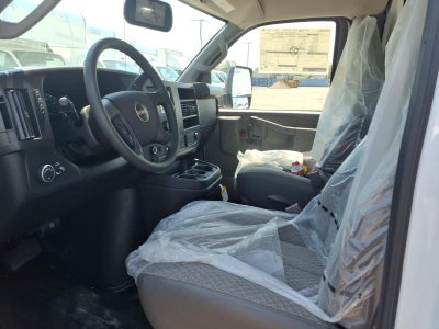 2026 GMC Savana Cutaway 3500 1WT