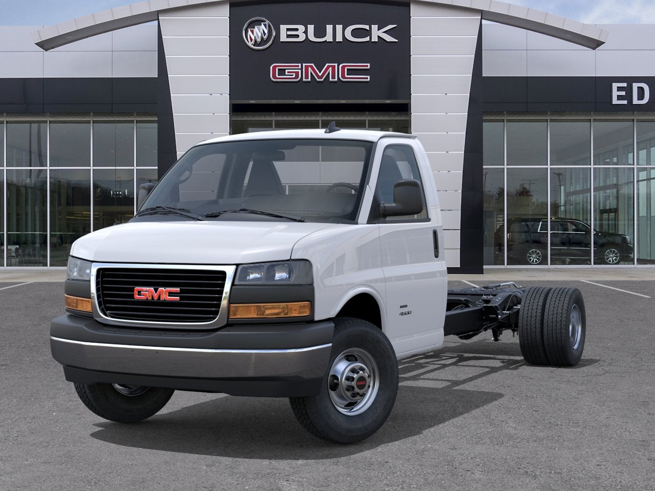 2026 GMC Savana Cutaway 4500 2WT