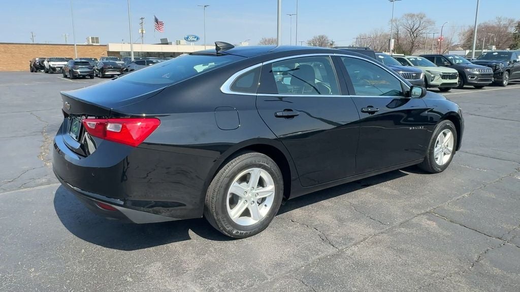 2024 Chevrolet Malibu LS 1LS