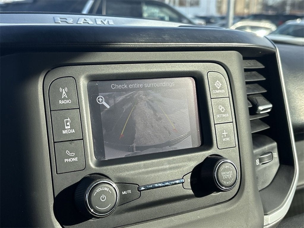 2022 RAM 1500 Big Horn Crew Cab 4x4 5'7" Box