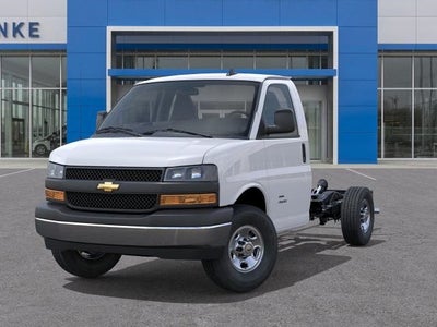2025 Chevrolet Express Cutaway 3500 1WT