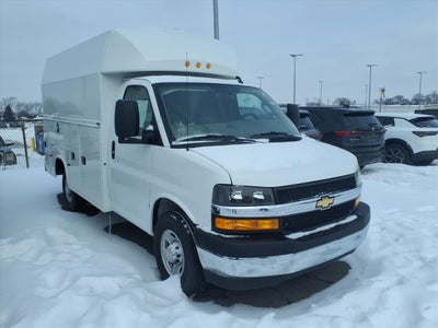 2024 Chevrolet Express Cutaway 3500 1WT