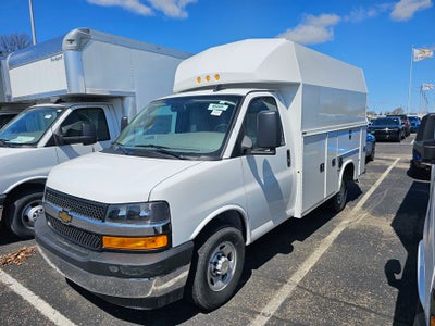 2024 Chevrolet Express Cutaway 3500 1WT