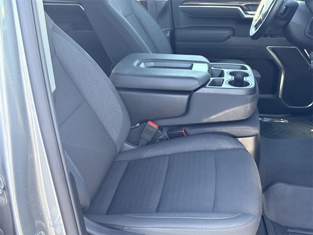 2025 Chevrolet Silverado 1500 LT (2FL)