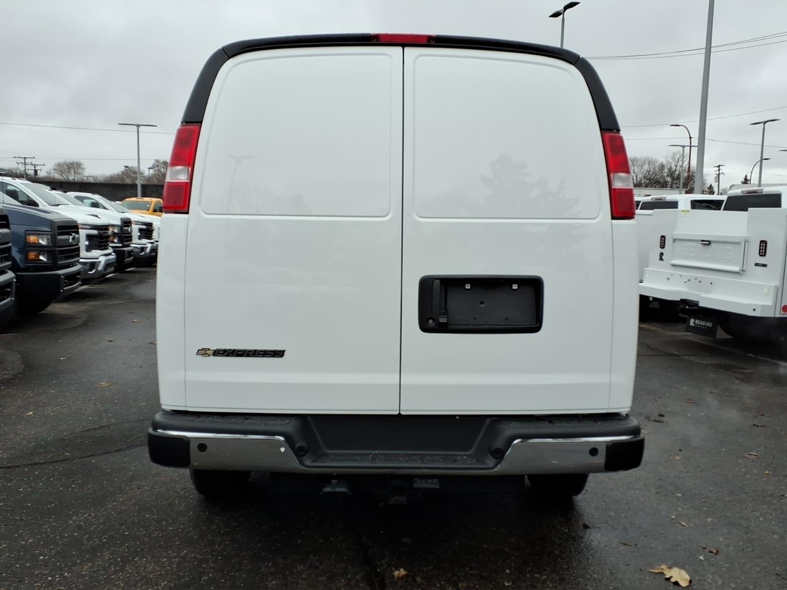 2025 Chevrolet Express Cargo 2500 WT