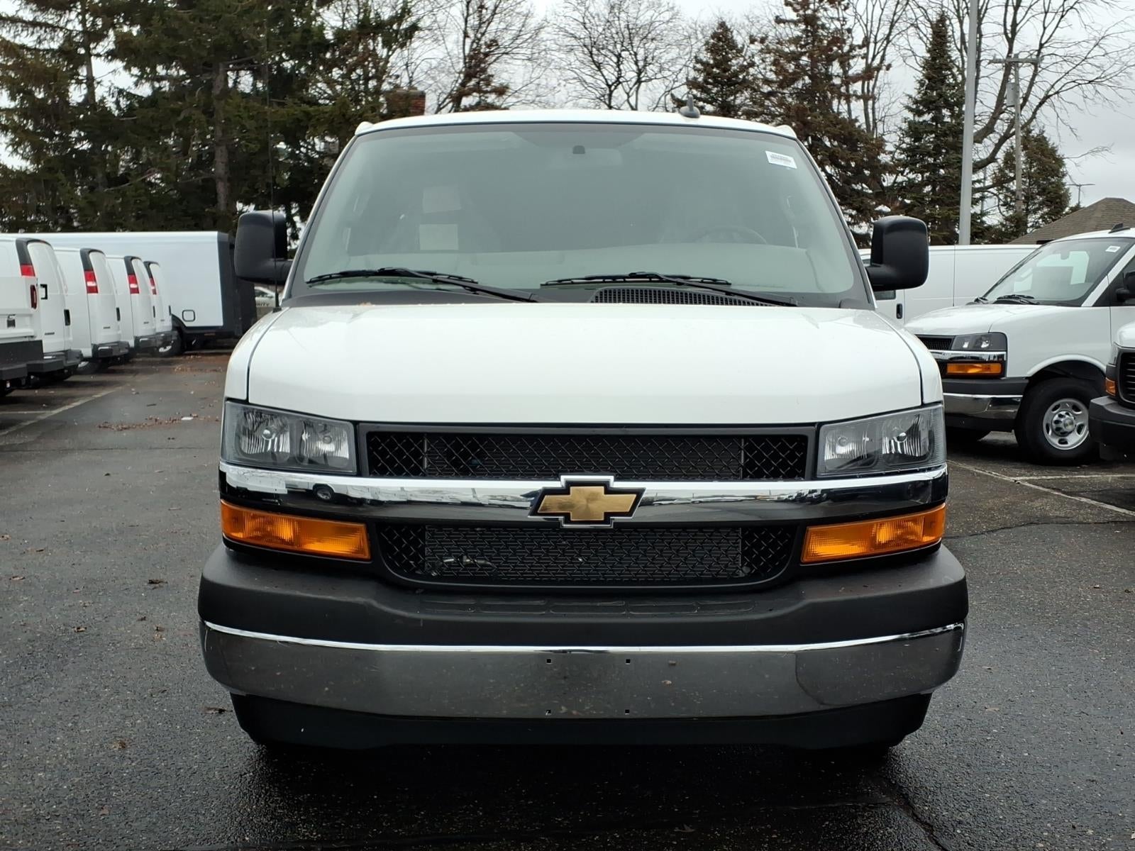 2025 Chevrolet Express Cargo 2500 WT