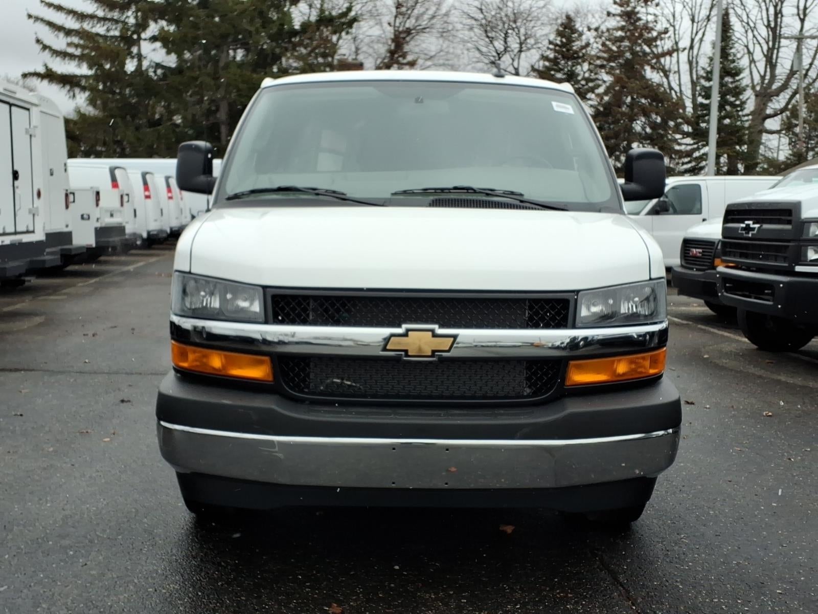 2025 Chevrolet Express Cargo 2500 WT