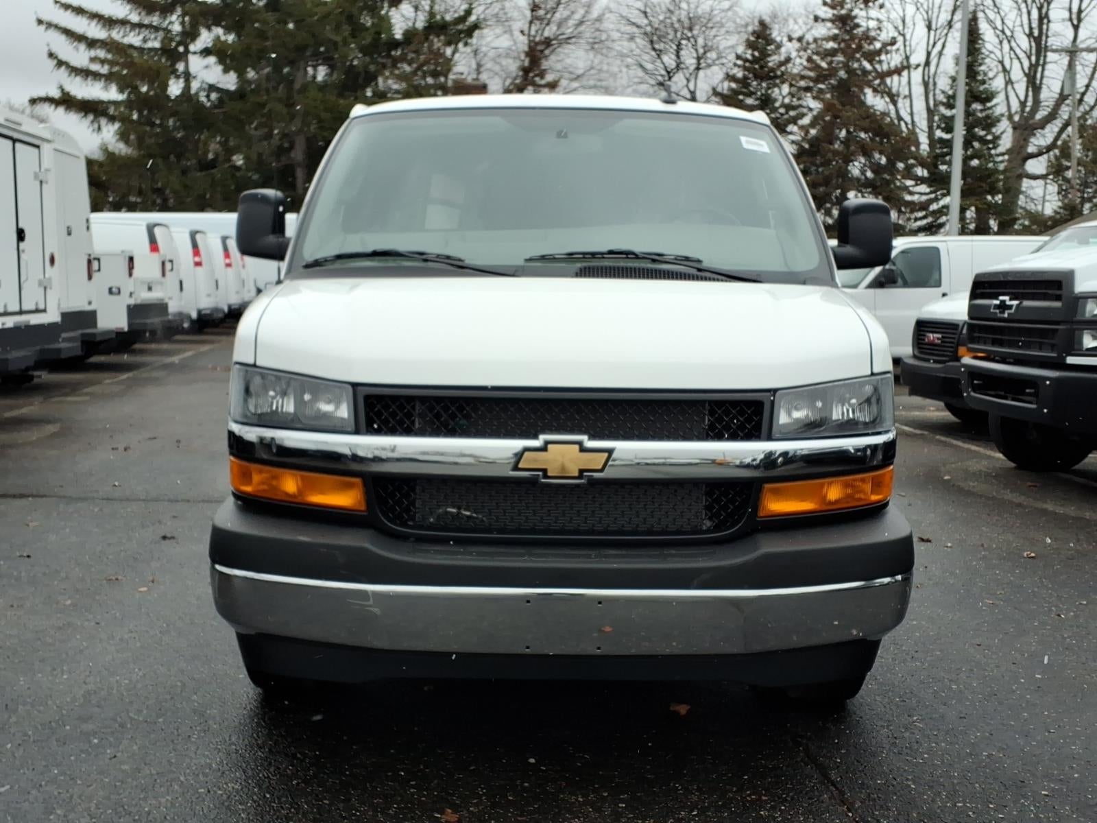 2025 Chevrolet Express Cargo 2500 WT