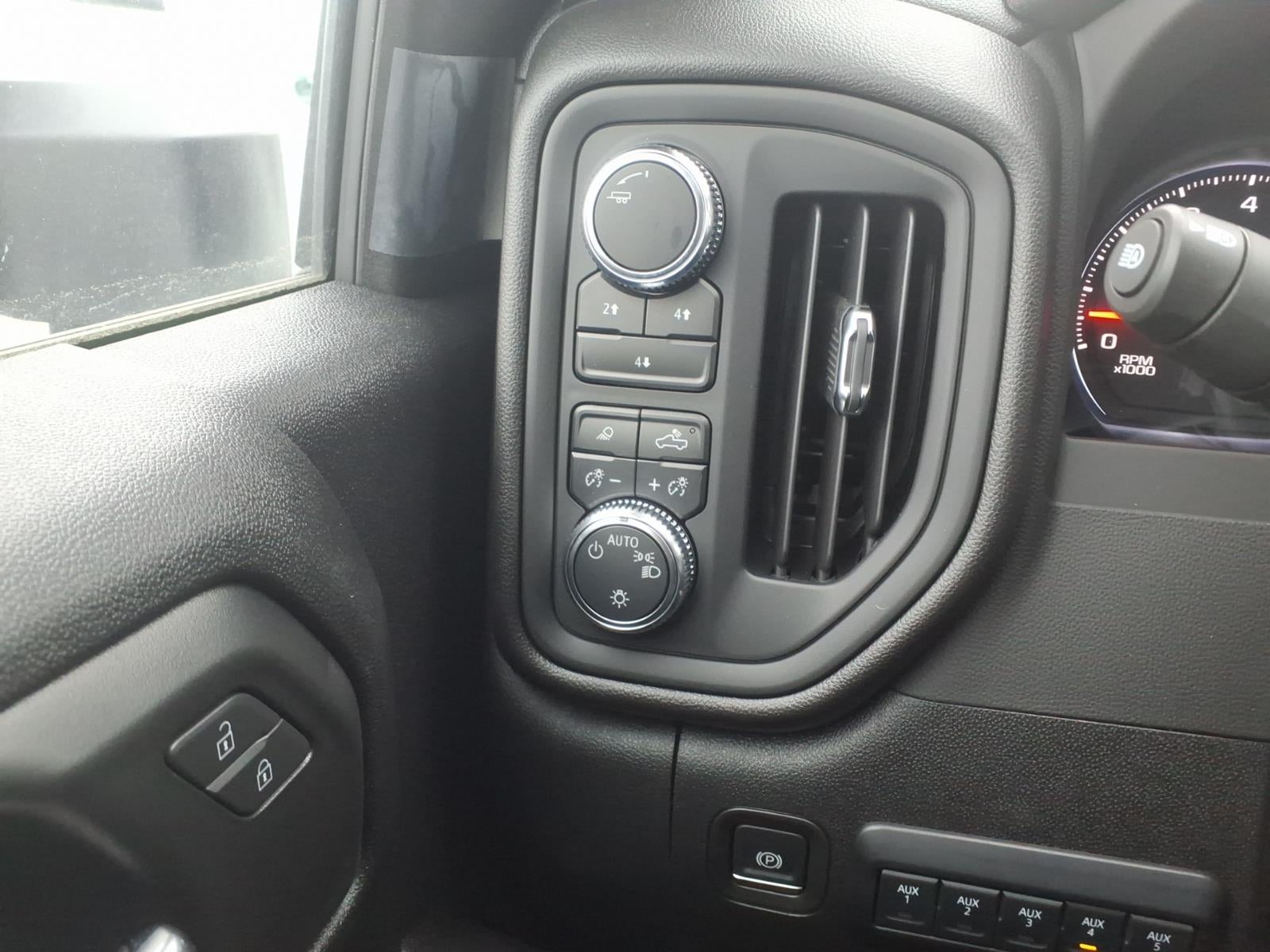 2025 GMC Sierra 3500 HD Pro