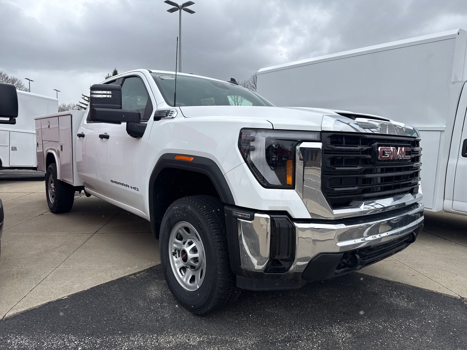 2025 GMC Sierra 3500 HD Pro