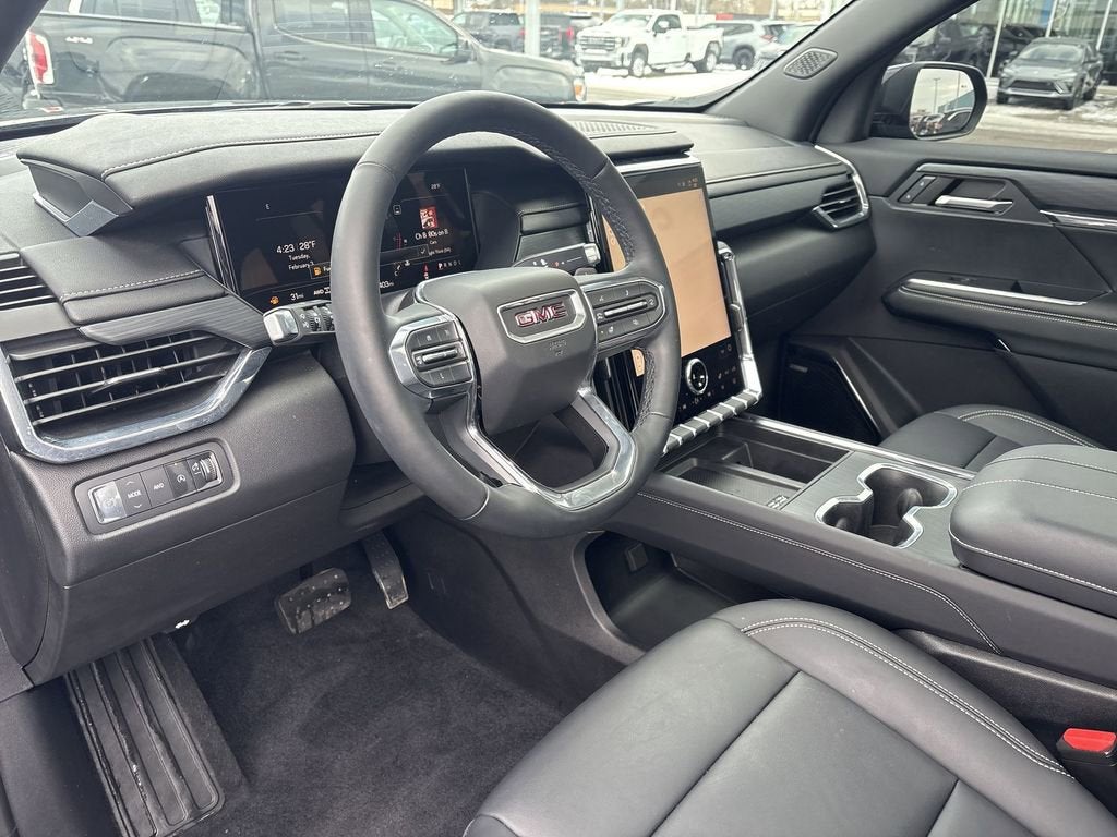 2024 GMC Acadia Elevation