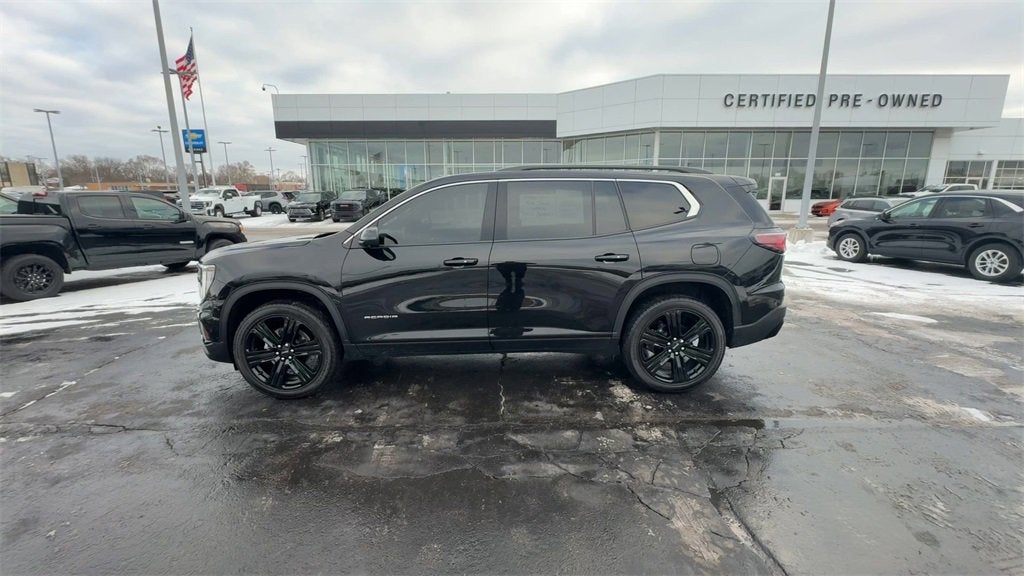 2024 GMC Acadia Elevation