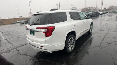 2023 GMC Acadia Denali