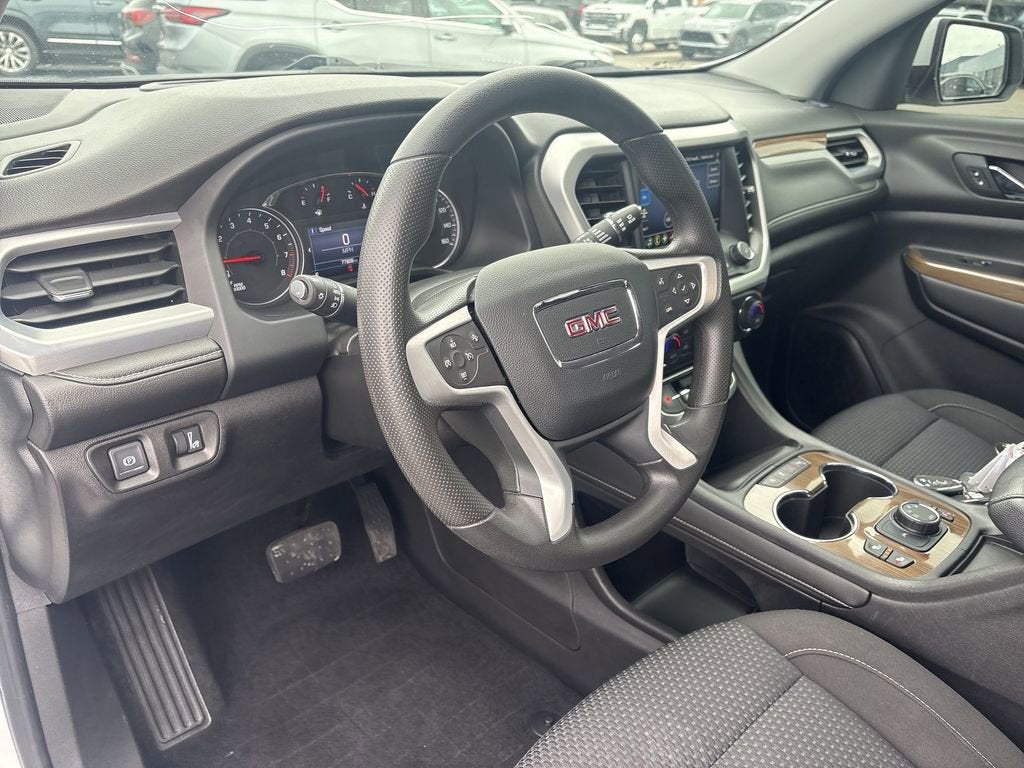 2021 GMC Acadia SLE