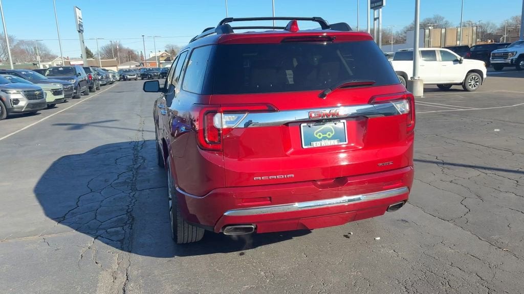 2023 GMC Acadia Denali