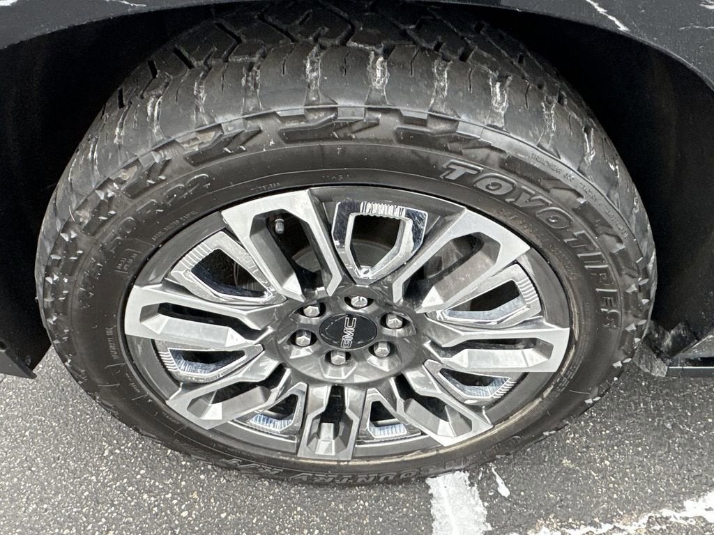 2023 GMC Yukon Denali Ultimate