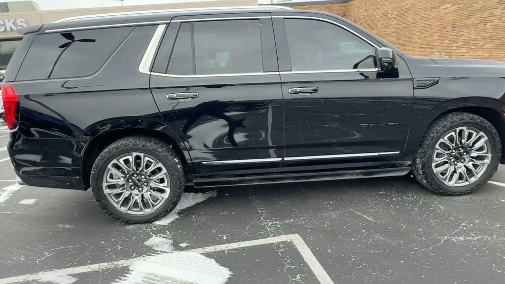 2023 GMC Yukon Denali Ultimate