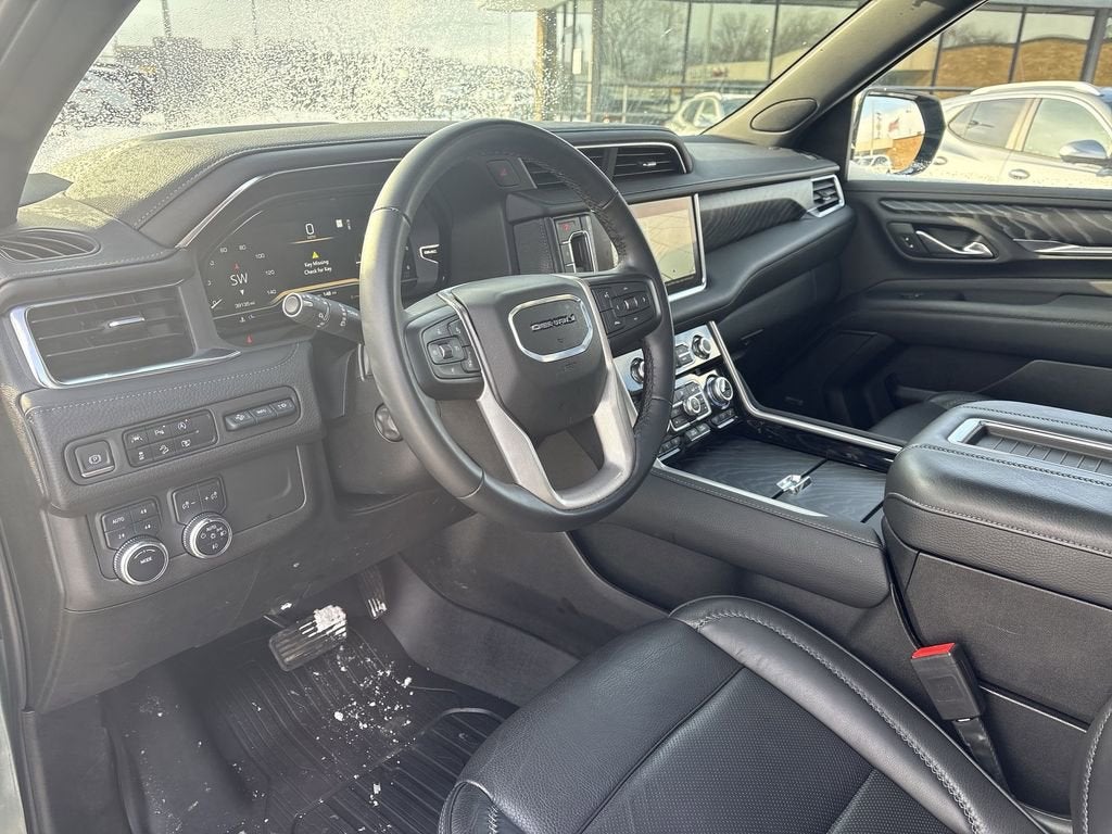 2023 GMC Yukon XL Denali